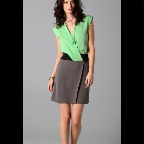 Diane Von Furstenberg - Nori Colorblock Silk Crepe Faux Wrap Dress - Size 4 - Picture 3 of 8